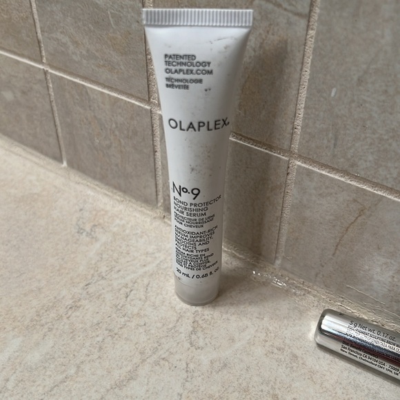 Benefit precisley , My Brow Detailer. - Picture 4 of 5